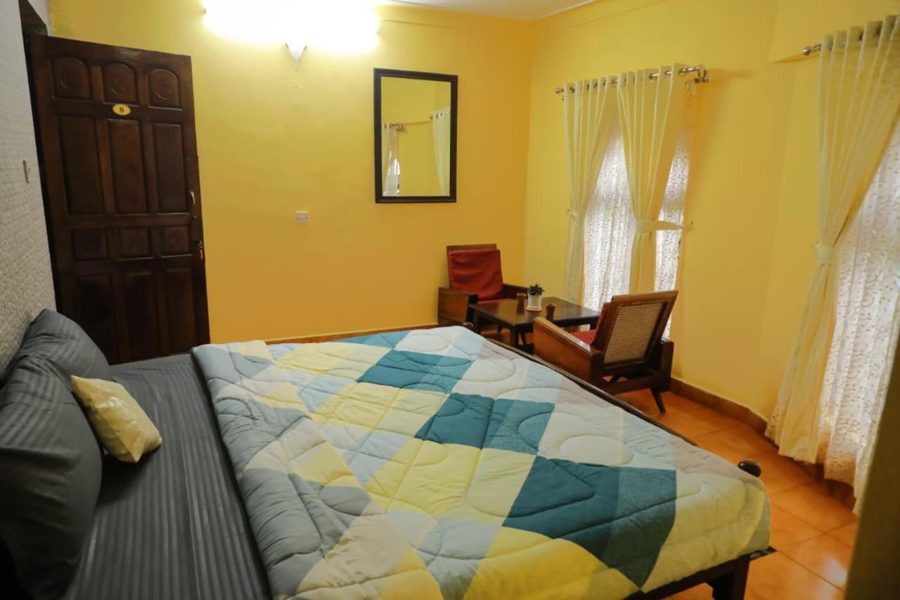Bob Leisure Hotel Ооти Екстериор снимка